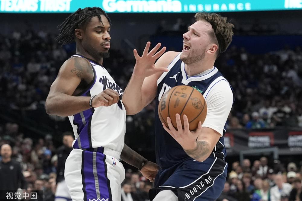 队敲响了警 队敲响了警